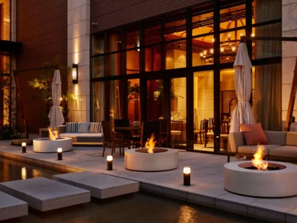 Ark 40 - Commercial Space