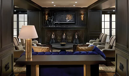 Stix Fire Pit by EcoSmart Fire delivers clean-burning ambience and modern design to the lobby at Allegro Hotel Chicago.