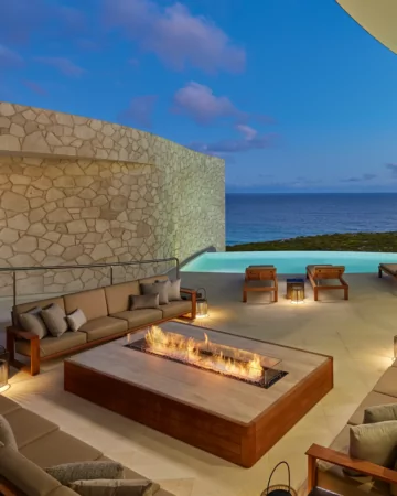 Linear 90 - Southern Ocean Lodge