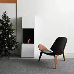 シンプルな空間にこそエコスマートファイヤーが際立ちます。
今回ご紹介するのは、置き型のエコスマートファイヤー「BE」。
炎が外部に露出し...